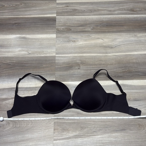 Victorias Secret Black Women's Intimate Bra - Picture 6 of 7